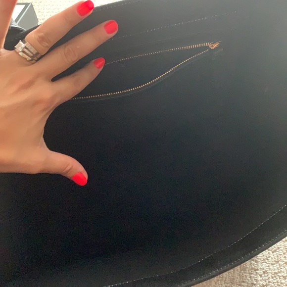 Versace Medusa black tote - calf leather handles. - Picture 10 of 11